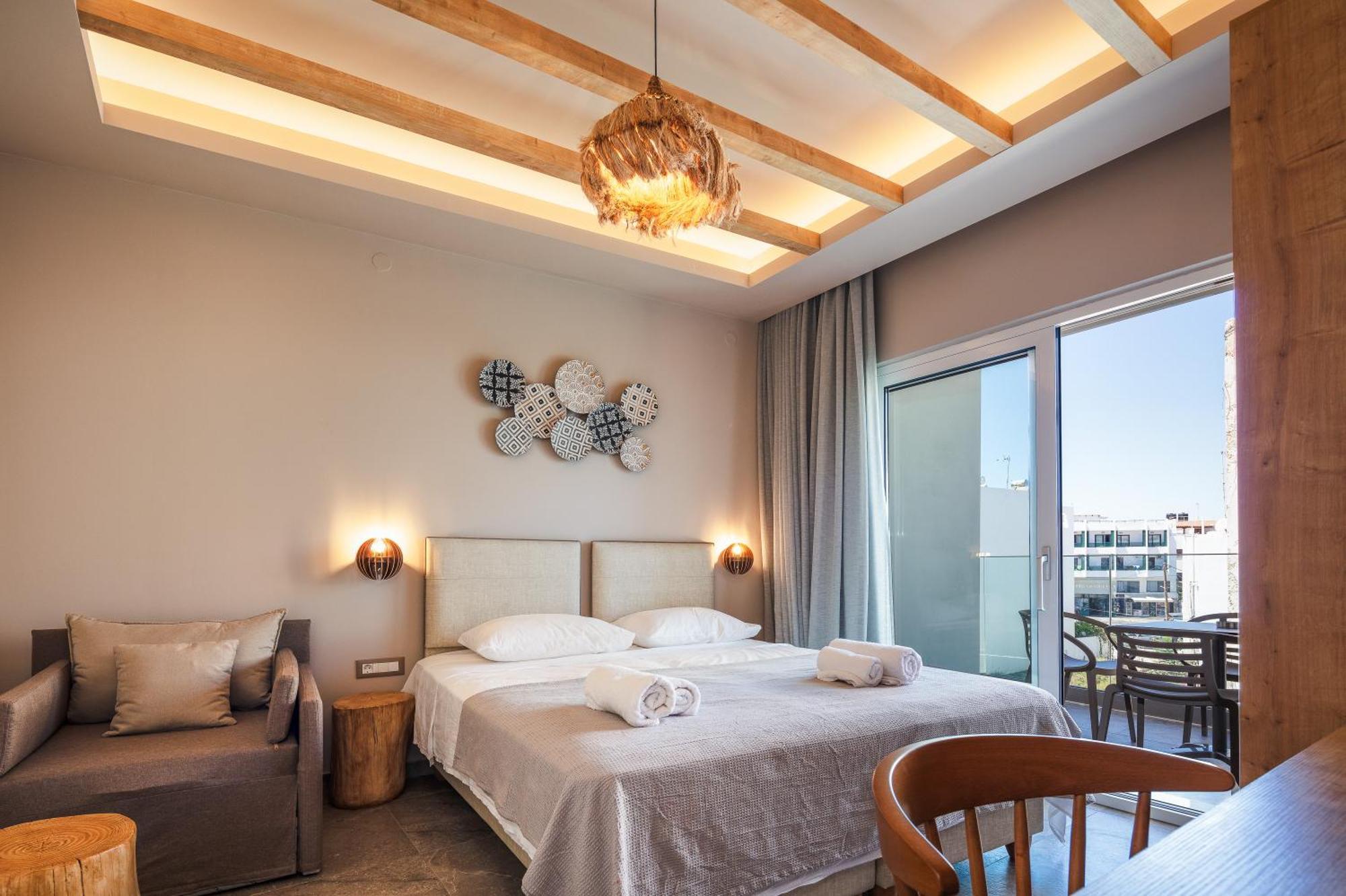 Skipper Beachfront Suites Hersonissos (Crete) Quarto foto