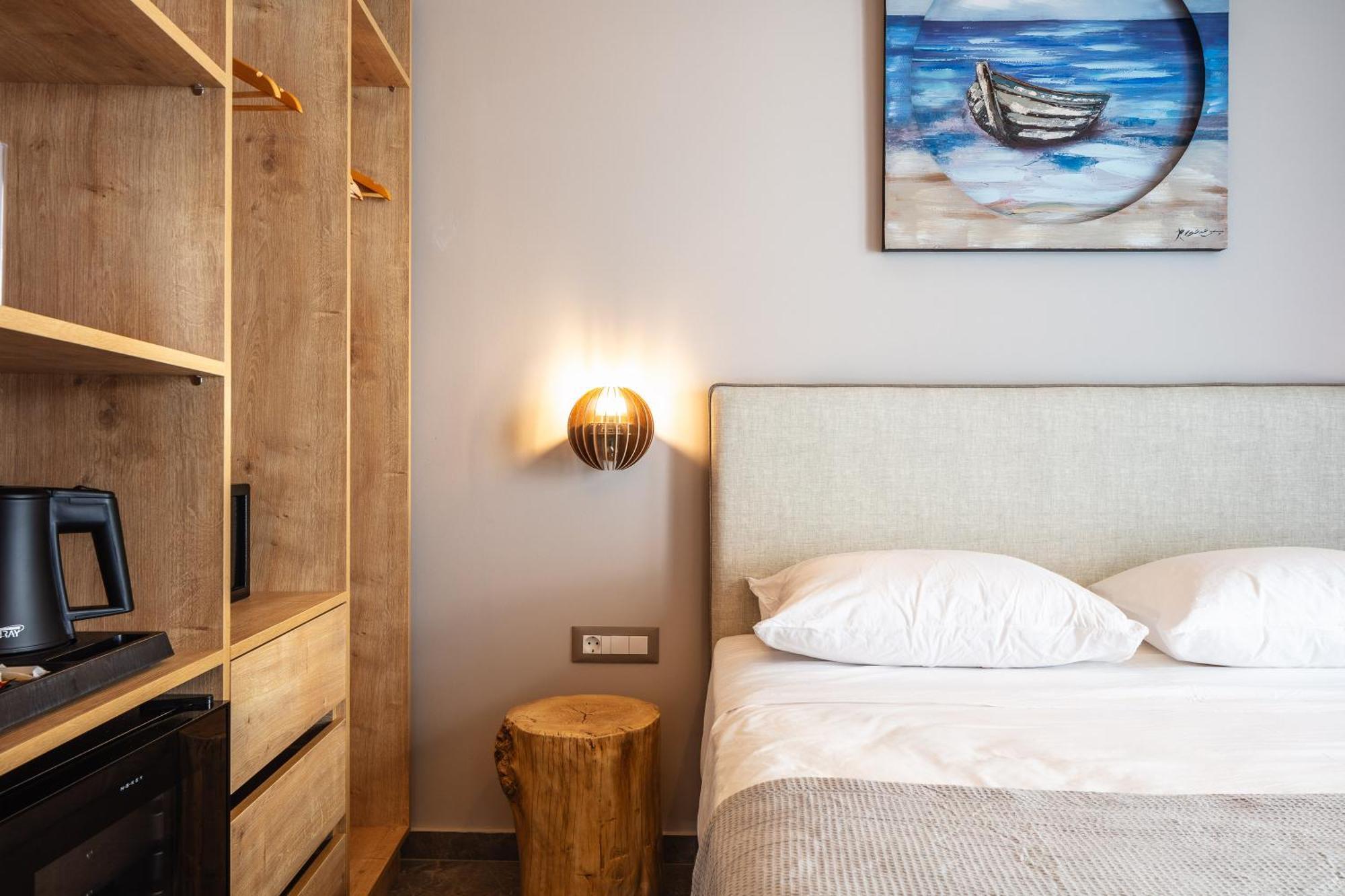 Skipper Beachfront Suites Hersonissos (Crete) Exterior foto