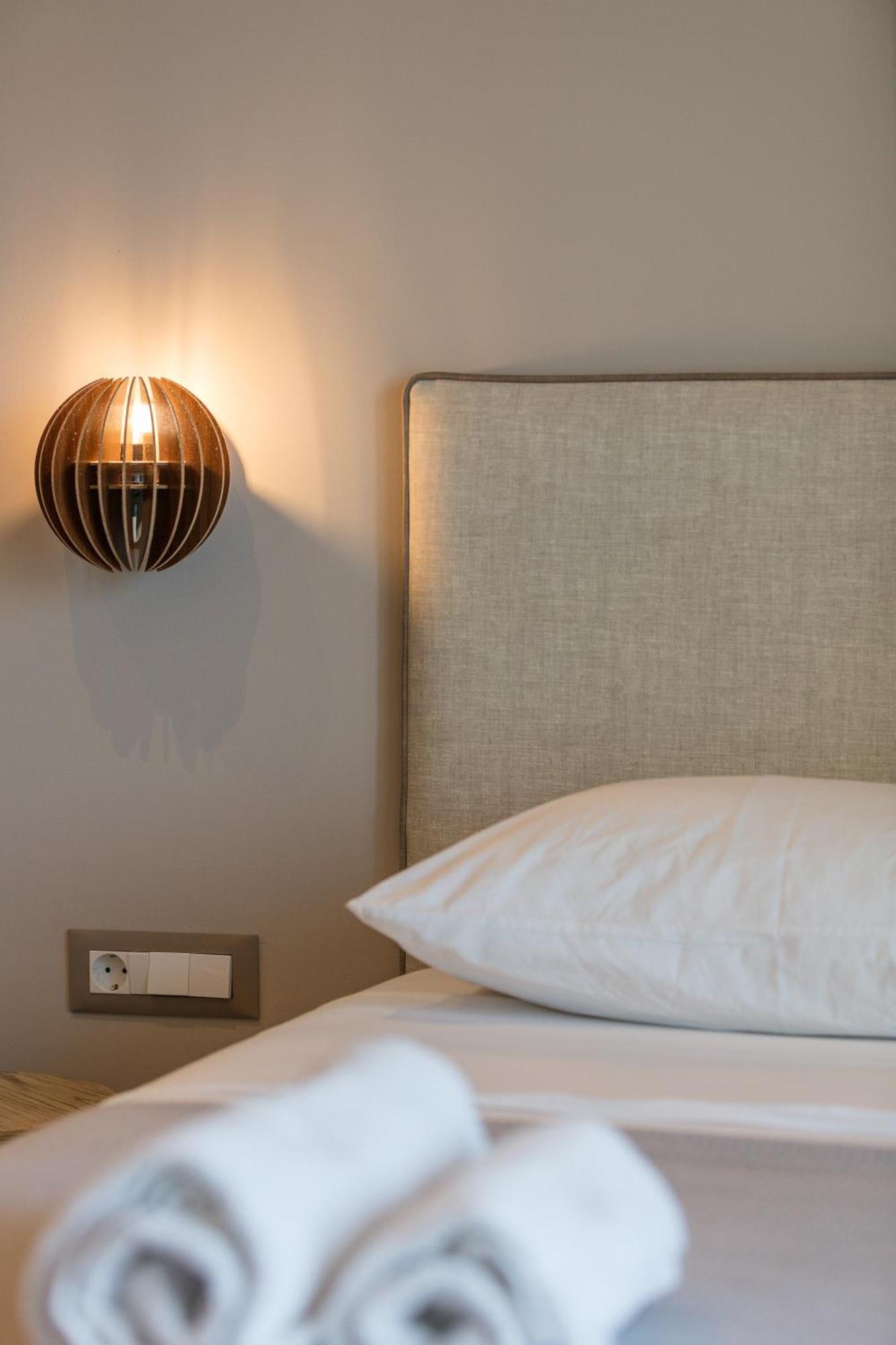Skipper Beachfront Suites Hersonissos (Crete) Quarto foto