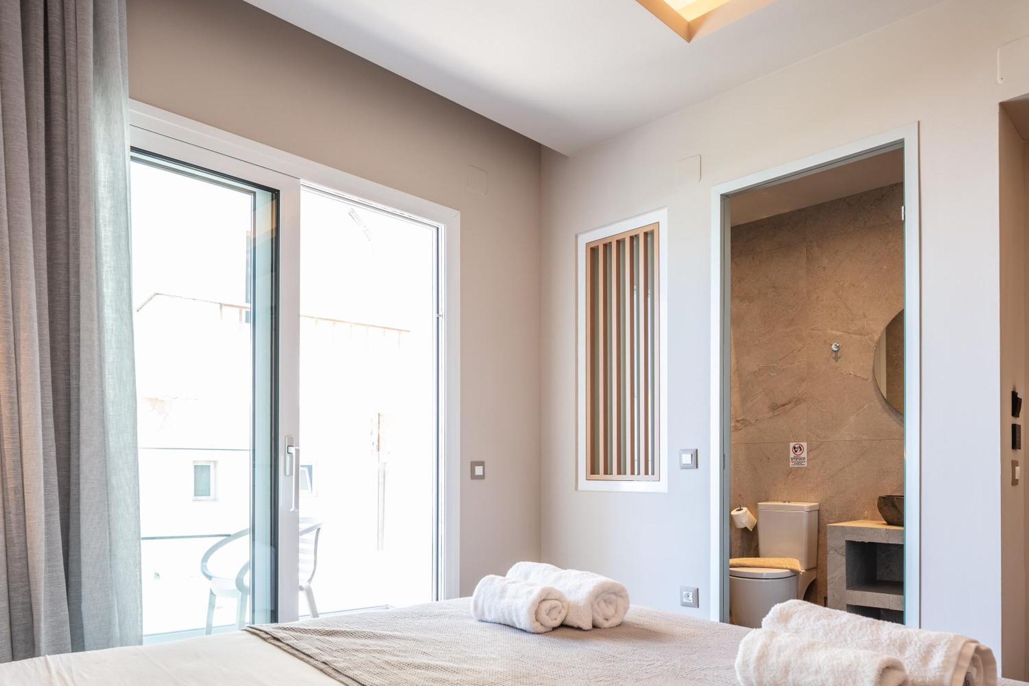 Skipper Beachfront Suites Hersonissos (Crete) Quarto foto