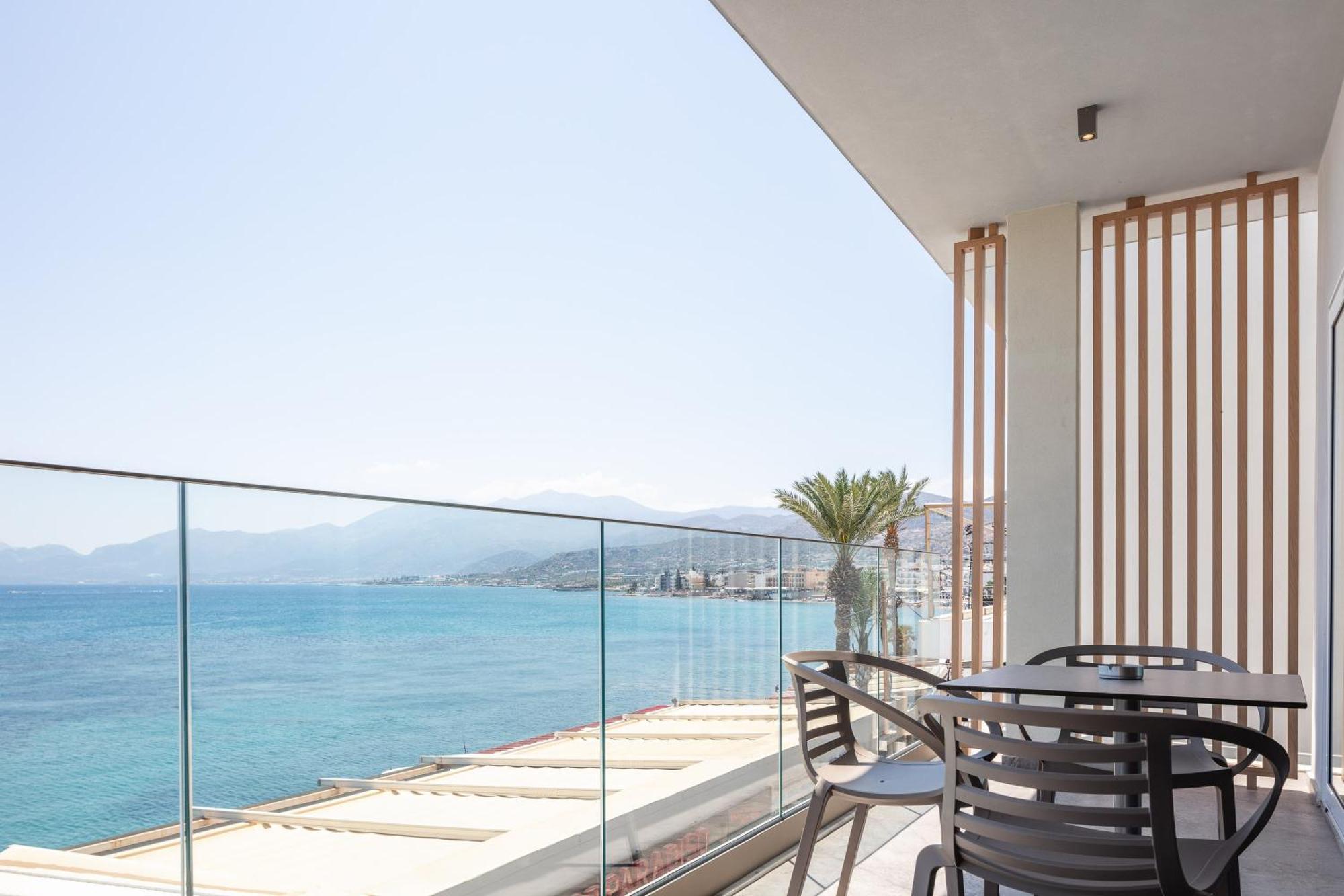 Skipper Beachfront Suites Hersonissos (Crete) Exterior foto